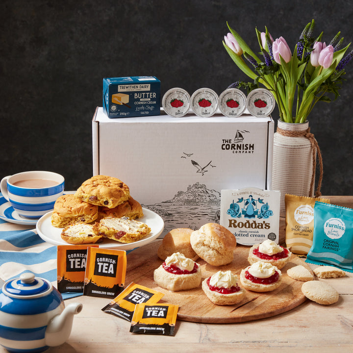 The Cream Tea & Saffron Bun Hamper