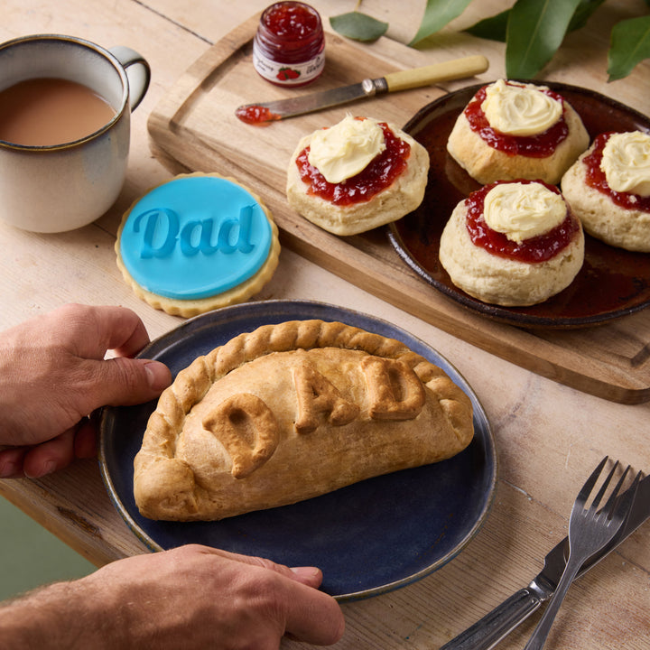 The Dad Pasty & Cream Tea Hamper