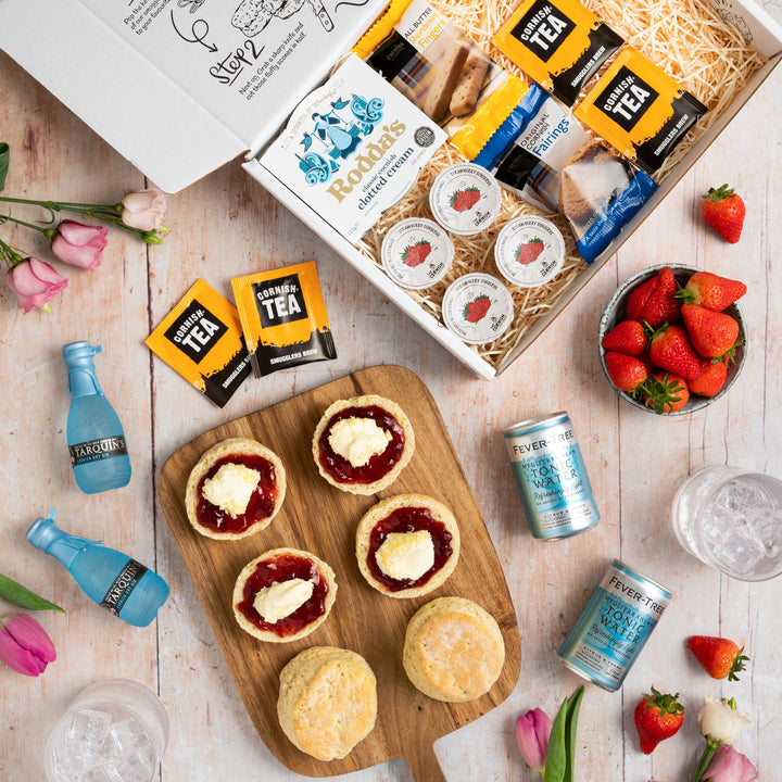 The Gin & Tonic Cream Tea Hamper