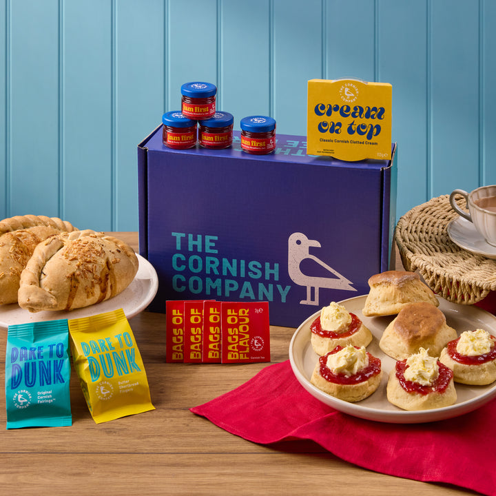 Cheese & Onion Pasty & Cream Tea Hamper