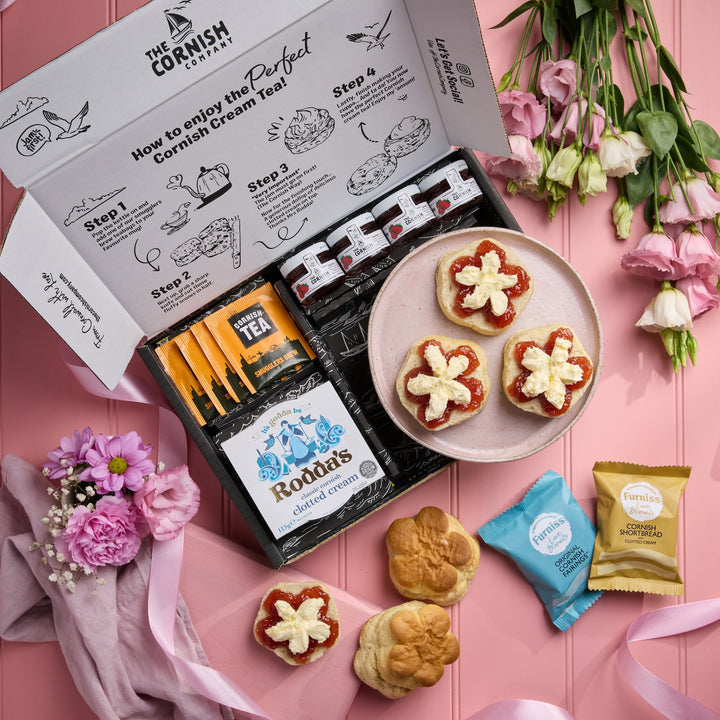The Flower Scone Cream Tea Hamper