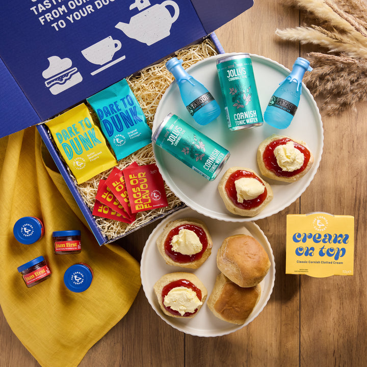 The Gin & Tonic Cream Tea Hamper