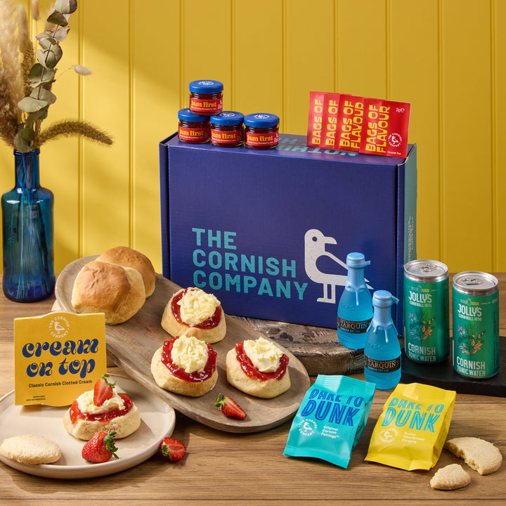 The Gin & Tonic Cream Tea Hamper