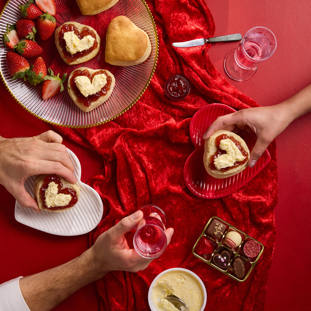 The Hearts & Bubbles Hamper