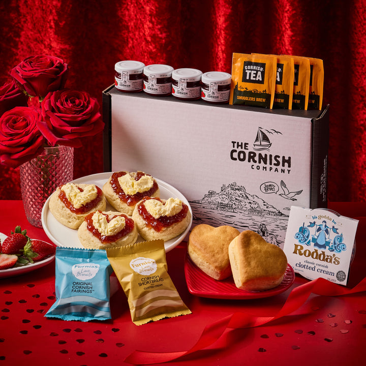 The Love Heart Cream Tea Hamper