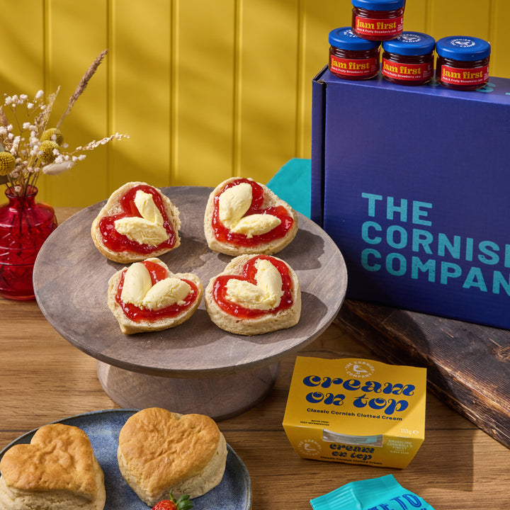 The Love Heart Cream Tea Hamper