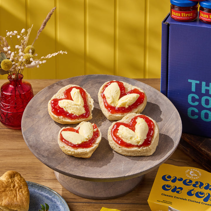 The Love Heart Cream Tea Hamper