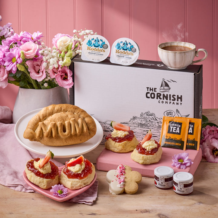 The Mum Pasty & Cream Tea Hamper