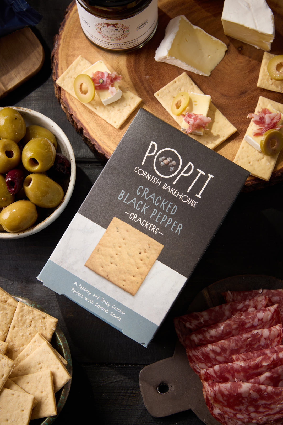The Nadelik Lowen Hamper