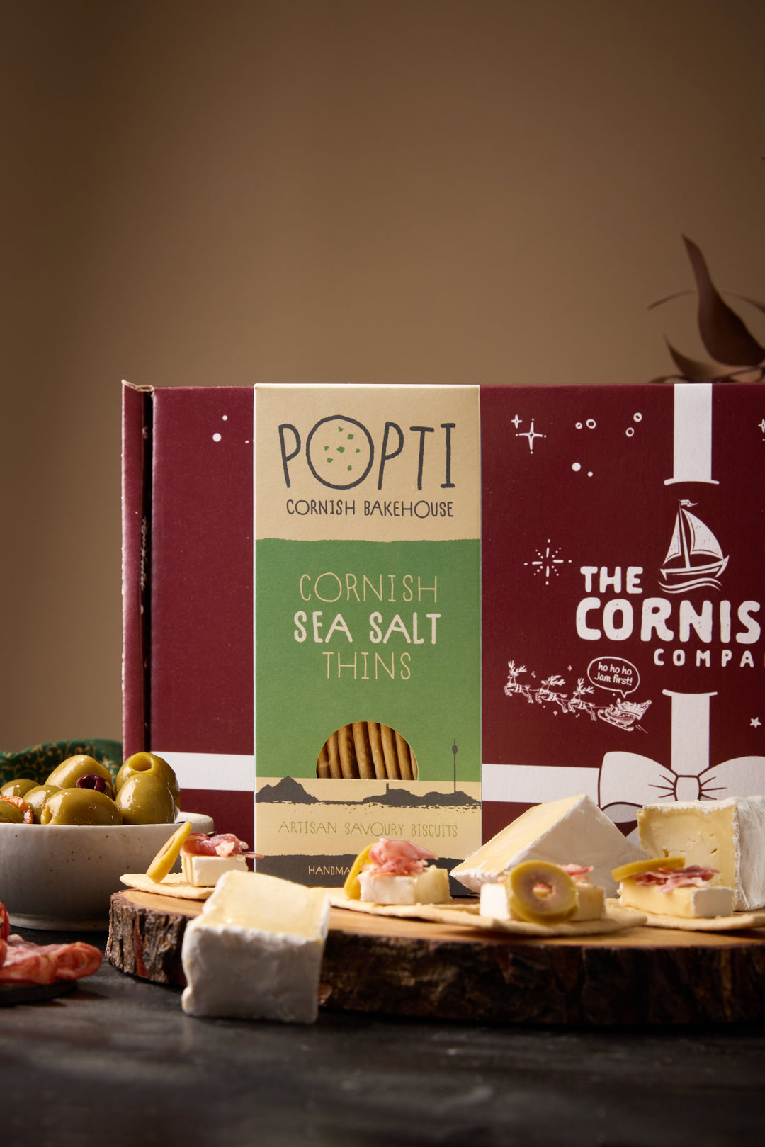 The Nadelik Lowen Hamper