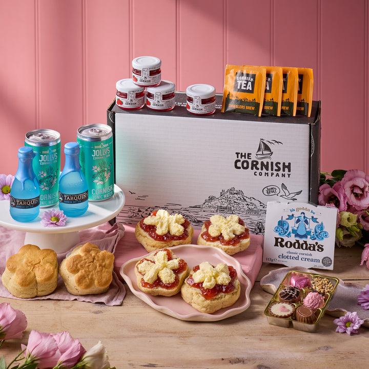 The Petals & Gin Hamper