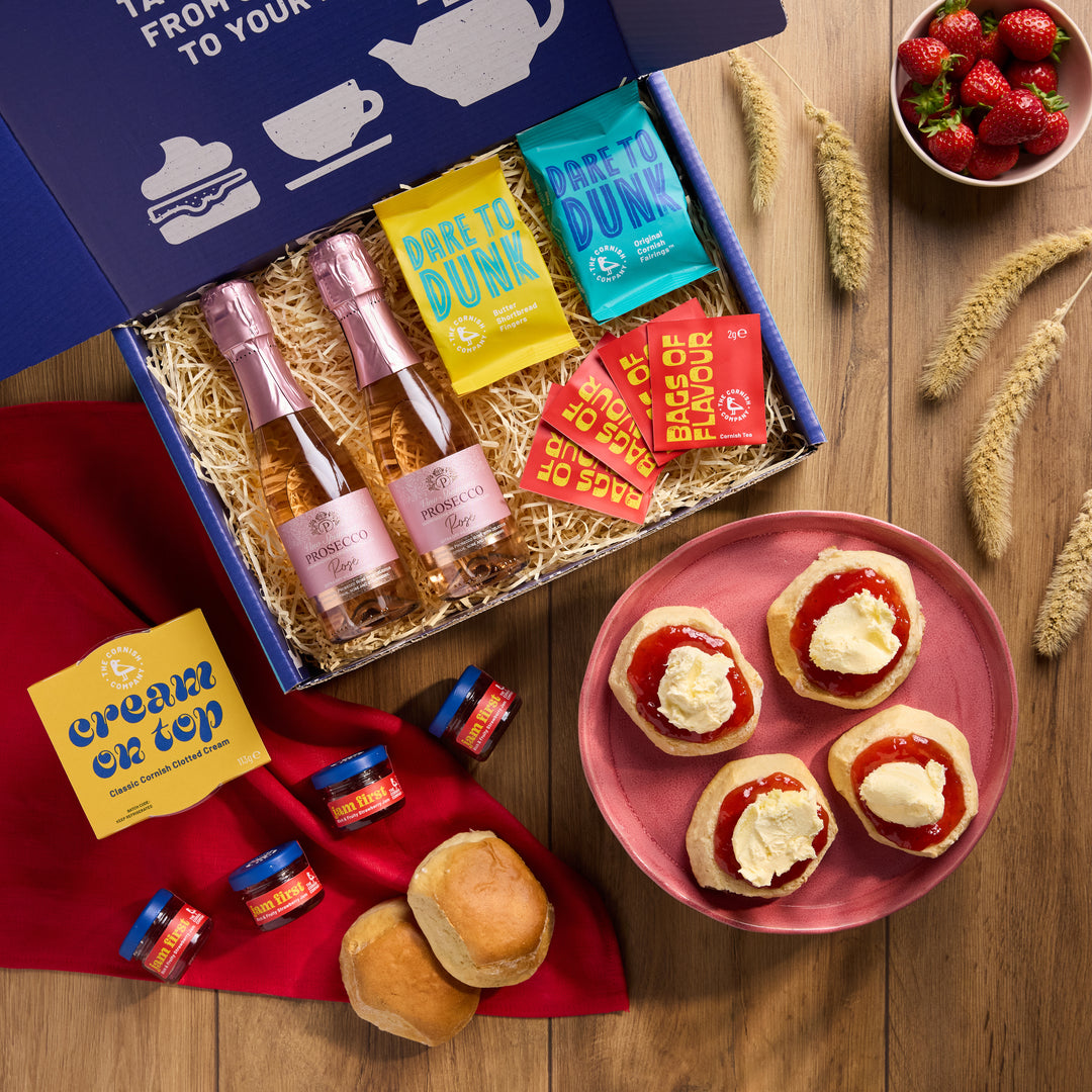 The Rose Prosecco Cream Tea Hamper