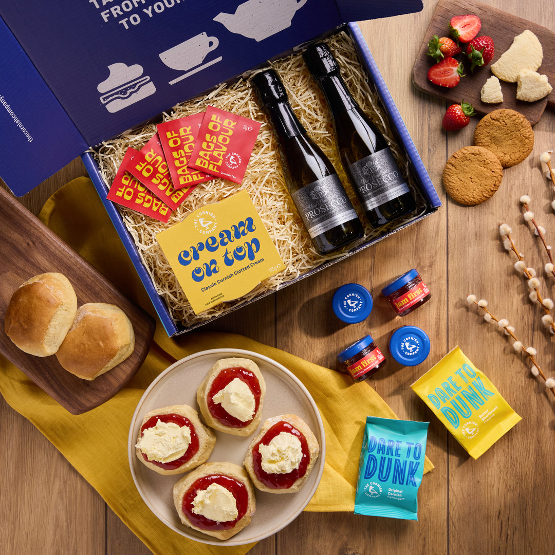 The Prosecco Cream Tea Hamper