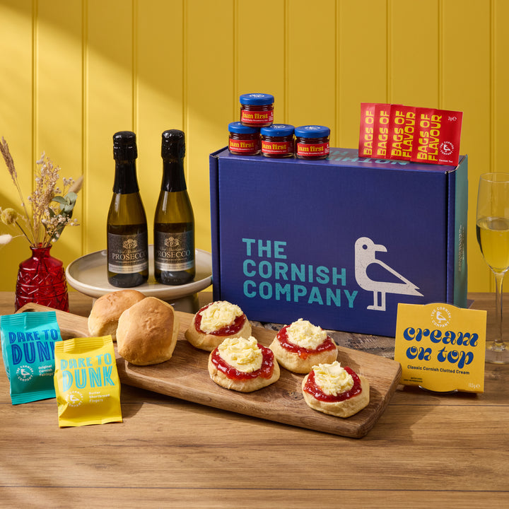 The Prosecco Cream Tea Hamper