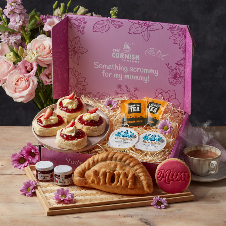 The Mum Pasty & Cream Tea Hamper