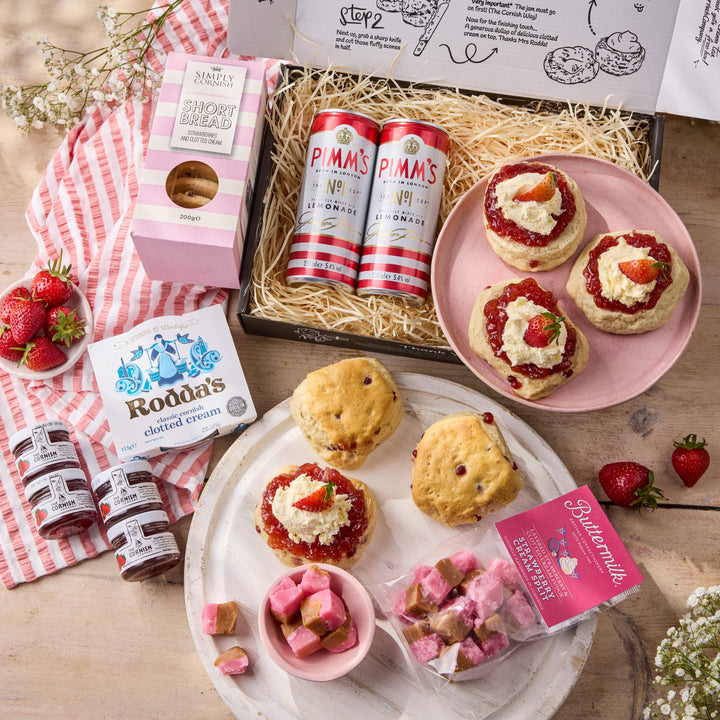 Strawberry & Pimms Cream Tea Hamper
